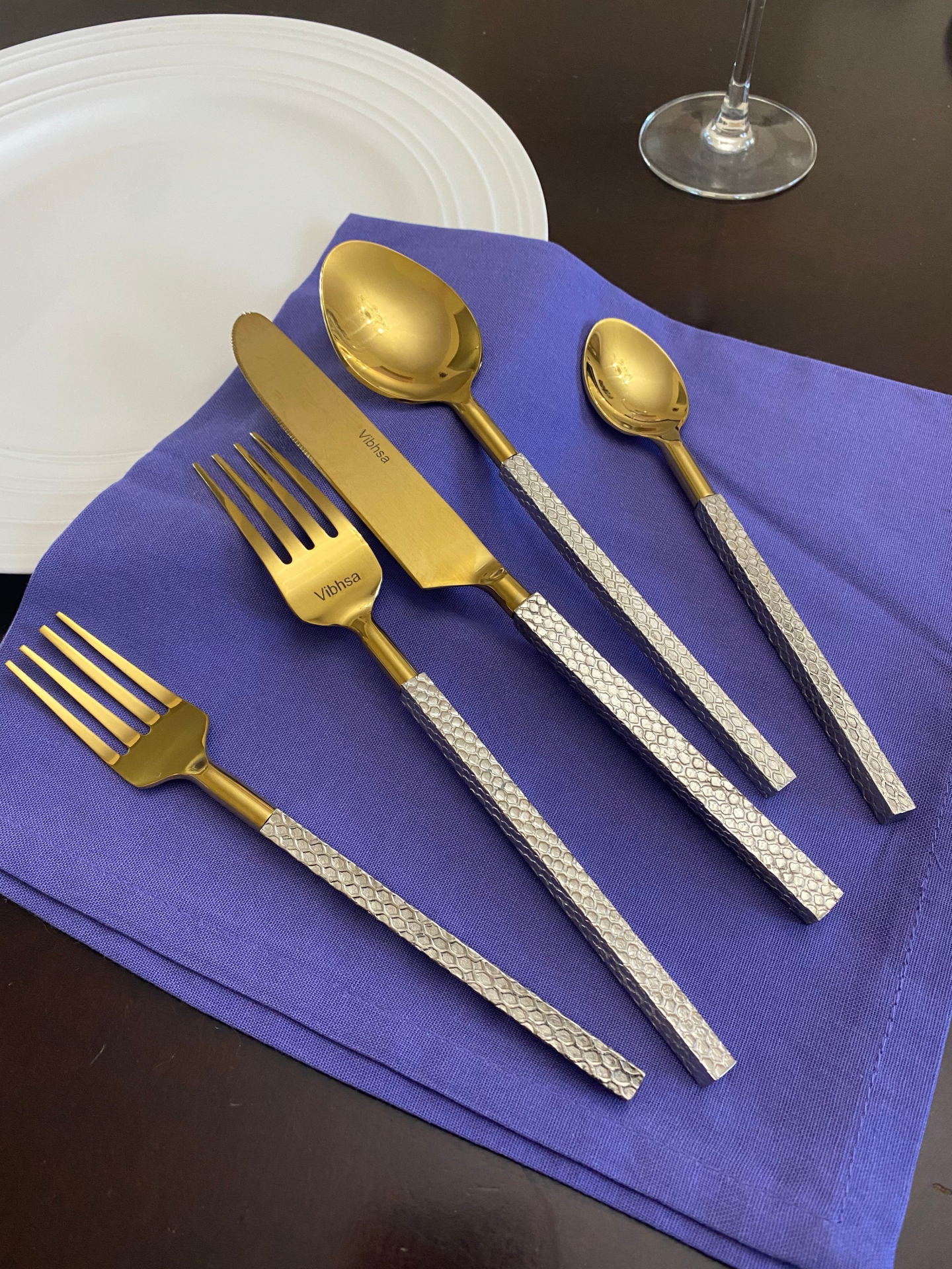 20pc - 4 Sets Designer Golden Stainless Steel Flatware.