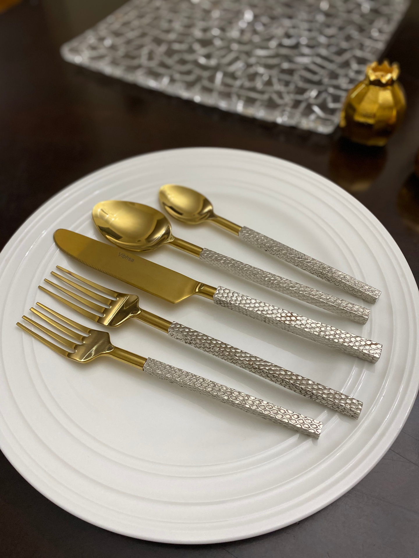 20pc - 4 Sets Designer Golden Stainless Steel Flatware.