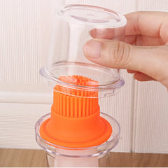 Silicone with Cover Oil Brush, Safe and Durable Anti-scalding Oil Bottle, Portable Barbecue Party Sauce Brushes.